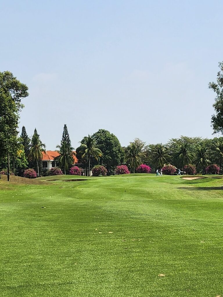 featured_ebb2a0ed8ab8eb82a8-eab3a8ed9484-ec95a4-ecbba8ed8ab8eba6aced81b4eb9fbd-vietnam-golf-country-club