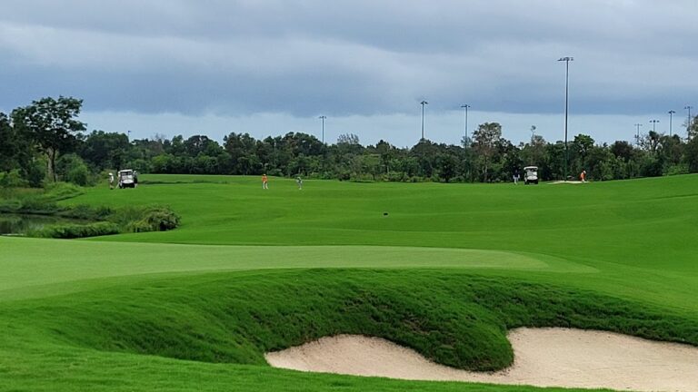 featured_eschuri-vung-bau-golf