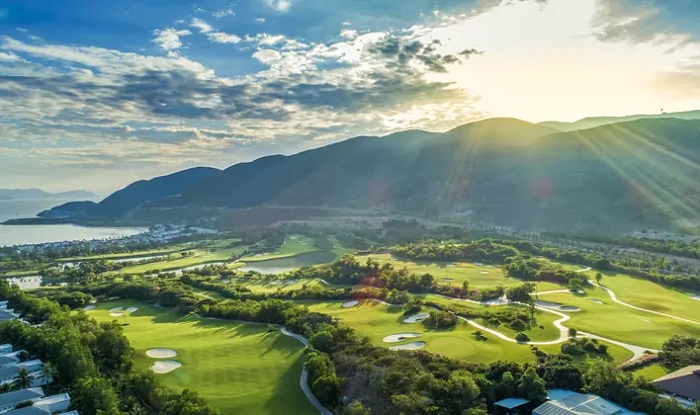featured_vinpearl-golf-club-nha-trang-vinpearl-golf-nha-trang