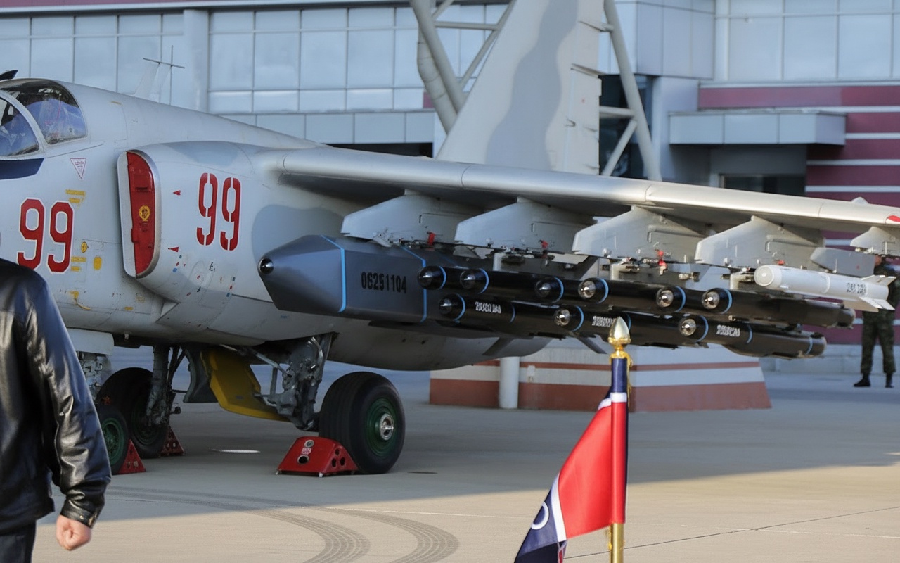 북한의 신형 미사일, 수백 km 거리에서 공중 공격 가능성 제시