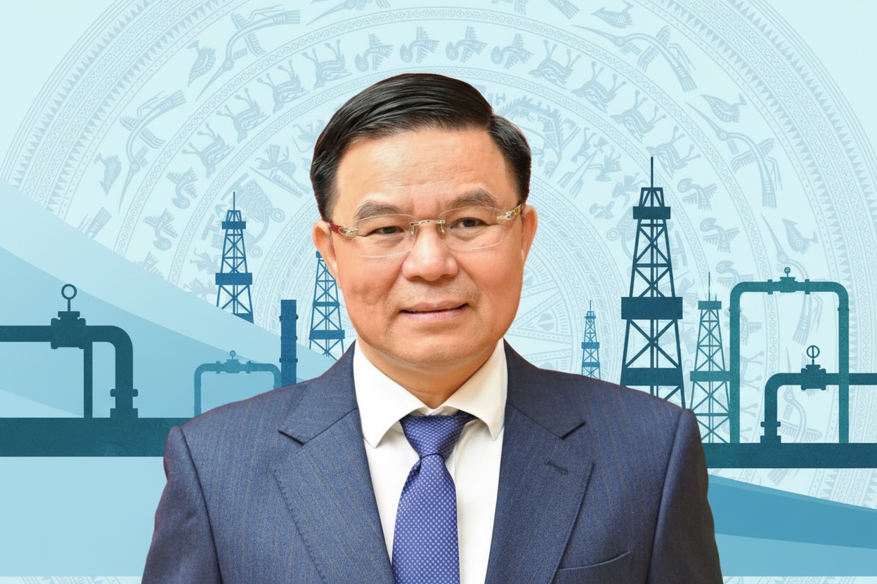 권한 있는 산업부 장관 레 망 훈의 이력